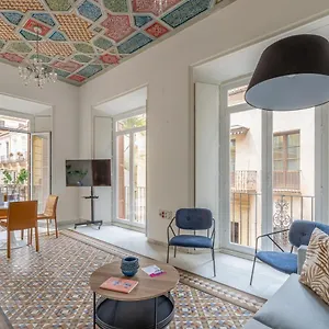 thyssen-boutique-apartments-by-caleta-homes.es-andalucia.com/